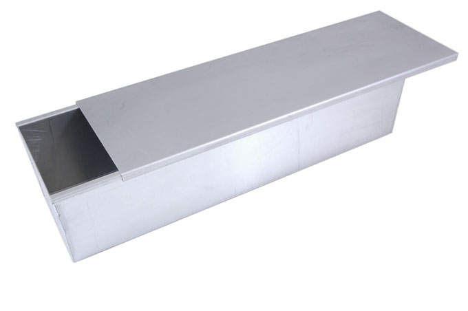 BRÖDFORM 13L 590mm MED SKJUTLOCK Svetsade hörn 